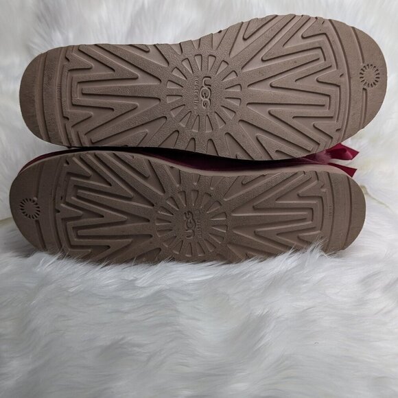 BURGUNDY BOW UGG BOOTS Size 11 - Picture 8 of 12